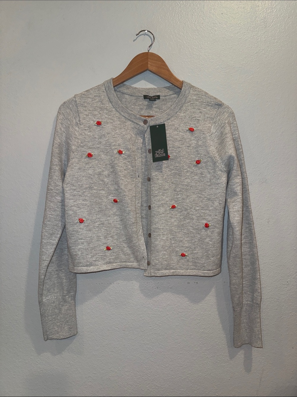 Wild Fable Gray Crewneck Cardigan with Red Flower Accents size small